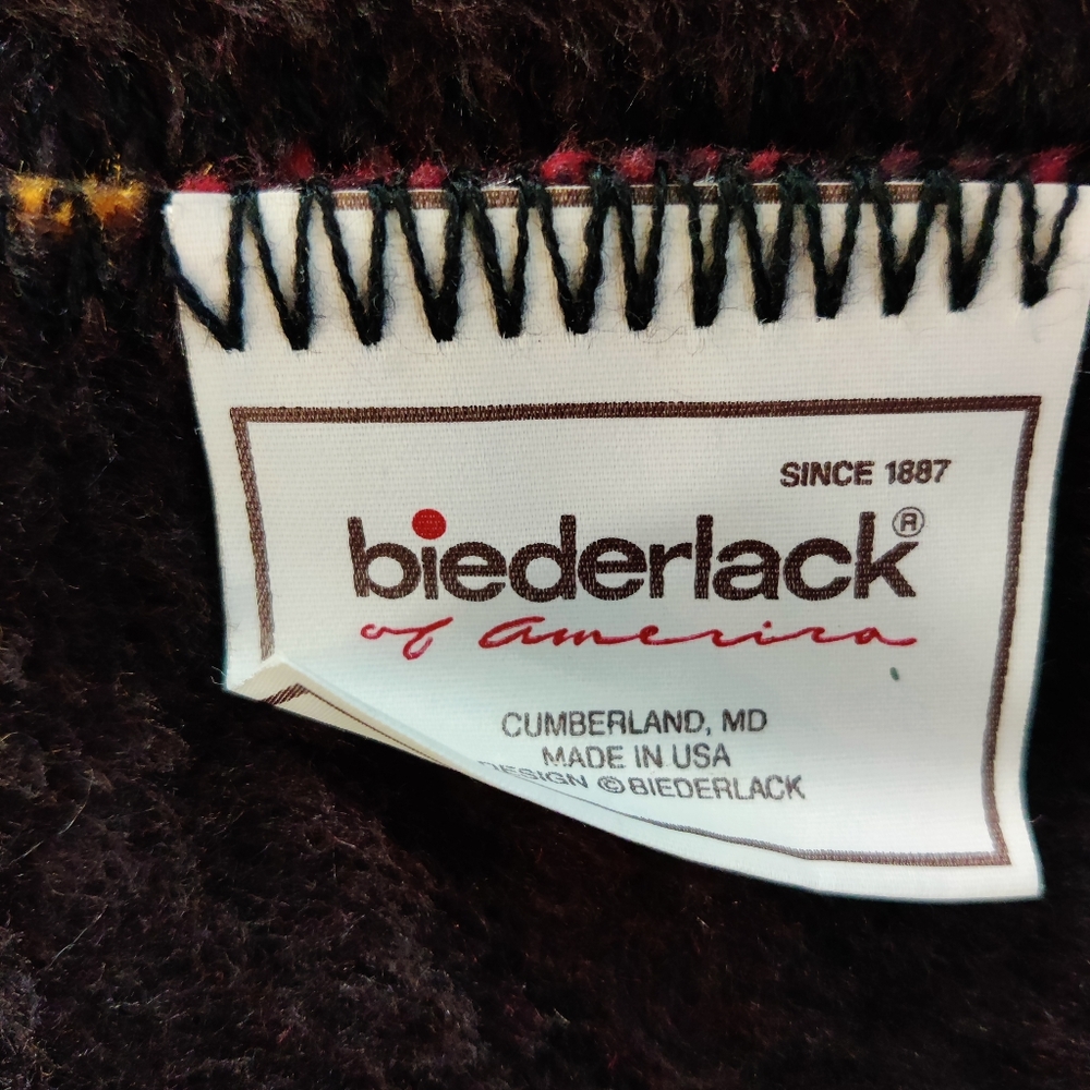 Fuzzy Throw - Picture 5 of 5
